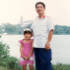 Otec s dcerou se fotografuj na stejnm mst u 42 let