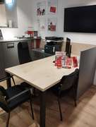 Mj nov kancelsk stl a idle